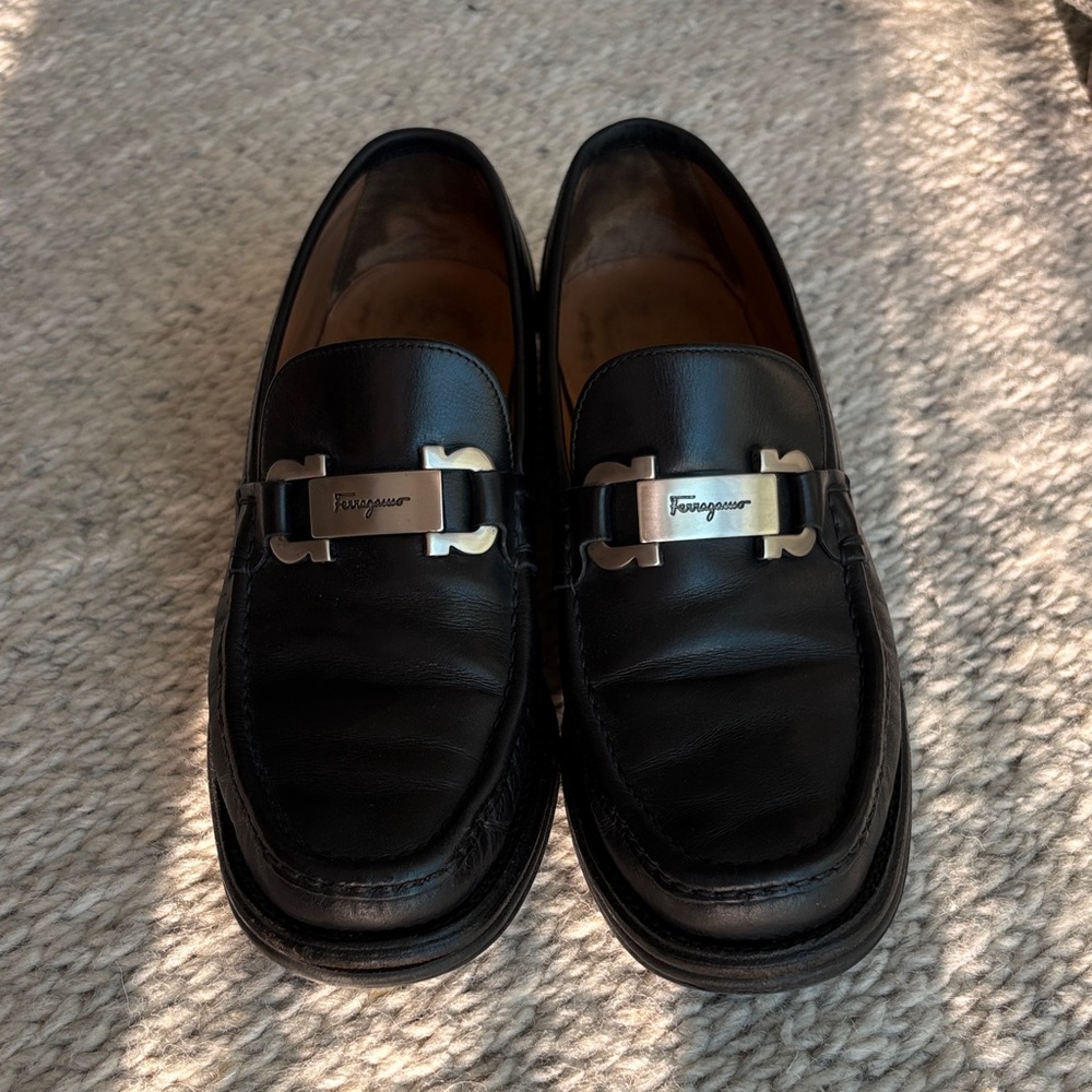 SALVATORE FERRAGAMO Black Jazz Leather Slip-On Loafers Y2K Vintage